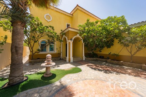 Villa à Legacy, Jumeirah Park, Dubai, 3 chambres, 284.56 m², № 123526 - photo 25
