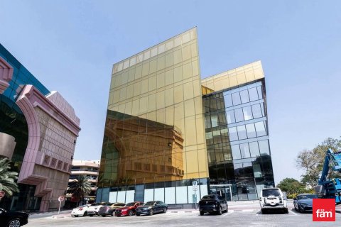 Shop in Bur Dubai, Dubai 728.5 sq.m. № 99579 - photo 2