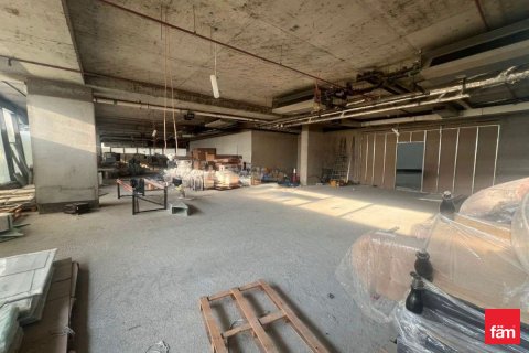 Shop in Bur Dubai, Dubai 728.5 sq.m. № 99579 - photo 7