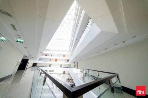 Shop in Bur Dubai, Dubai 728.5 sq.m. № 99579 - photo 4