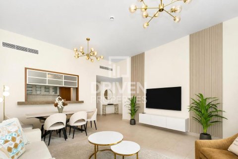 Apartment in Boulevard Central Towers, Downtown Dubai (Downtown Burj Dubai), Dubai 2 bedrooms, 117.52 sq.m. № 129192 - photo 3