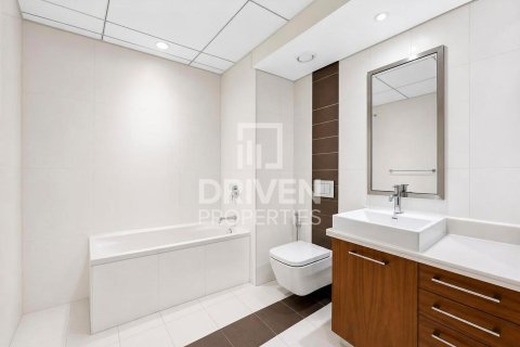 Apartment in Boulevard Central Towers, Downtown Dubai (Downtown Burj Dubai), Dubai 2 bedrooms, 117.52 sq.m. № 129192 - photo 12
