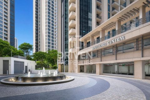 Apartment in Boulevard Central Towers, Downtown Dubai (Downtown Burj Dubai), Dubai 2 bedrooms, 117.52 sq.m. № 129192 - photo 28
