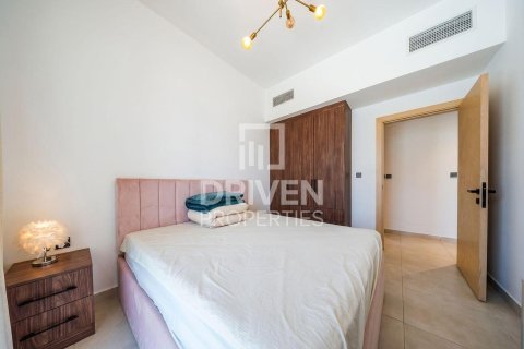 Apartment in District 15, Jumeirah Village Circle, Dubai 3 bedrooms, 121.05 sq.m. № 129193 - photo 7