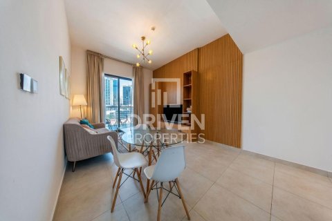 Apartment in District 15, Jumeirah Village Circle, Dubai 3 bedrooms, 121.05 sq.m. № 129193 - photo 2