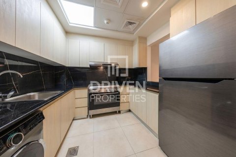 Apartment in District 15, Jumeirah Village Circle, Dubai 3 bedrooms, 121.05 sq.m. № 129193 - photo 4