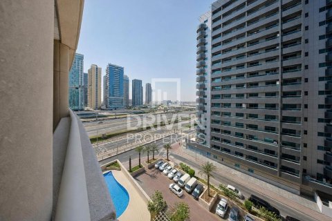 Apartment in Dream Towers, Dubai Marina, Dubai 1 bedroom, 72.37 sq.m. № 142651 - photo 12