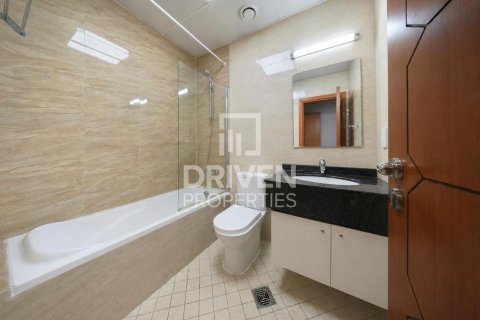 Apartment in Dream Towers, Dubai Marina, Dubai 1 bedroom, 72.37 sq.m. № 142651 - photo 11