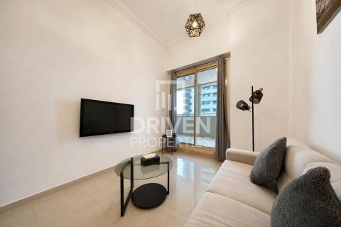 Apartment in Dream Towers, Dubai Marina, Dubai 1 bedroom, 72.37 sq.m. № 142651 - photo 2