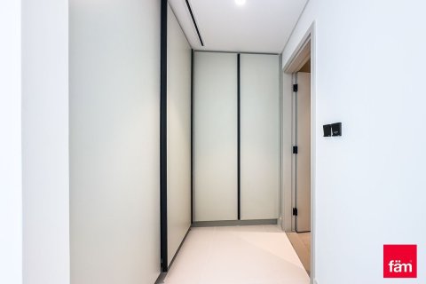 Apartment in Dubai Harbour, Dubai 1 bedroom, 69.3 sq.m. № 99940 - photo 8