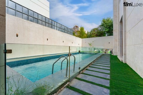 Villa à Umm Al Sheif, Dubai, 7 chambres, 1393.5 m², № 99941 - photo 16