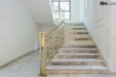 Villa à Umm Al Sheif, Dubai, 7 chambres, 1393.5 m², № 99941 - photo 28