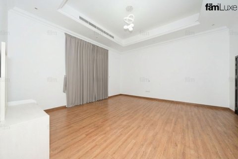 Villa à Umm Al Sheif, Dubai, 7 chambres, 1393.5 m², № 99941 - photo 27