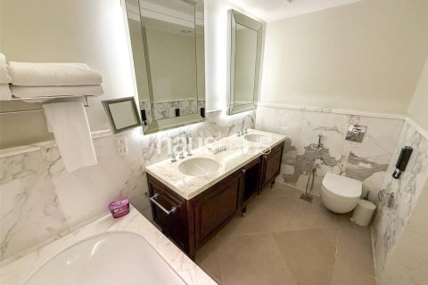 Apartamento en Downtown Dubai (Downtown Burj Dubai), Dubai, 2 dormitorios, 135 m², № 45222 - foto 15