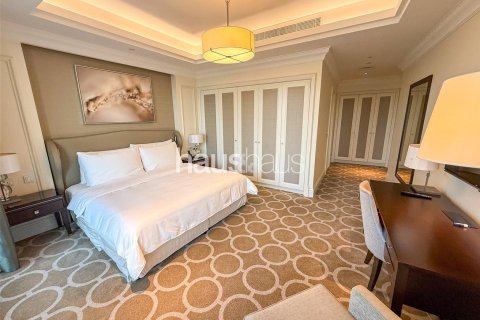 Apartamento en Downtown Dubai (Downtown Burj Dubai), Dubai, 2 dormitorios, 135 m², № 45222 - foto 16