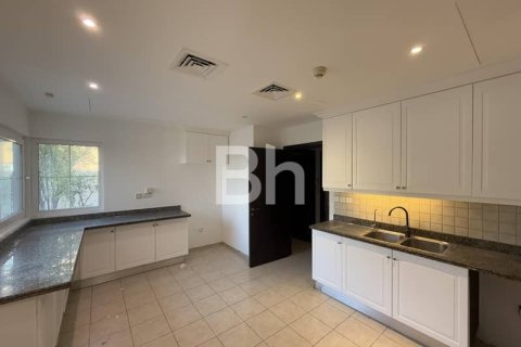 Villa à Arabian Ranches, Dubai, 5 chambres, 483 m², № 22065 - photo 6