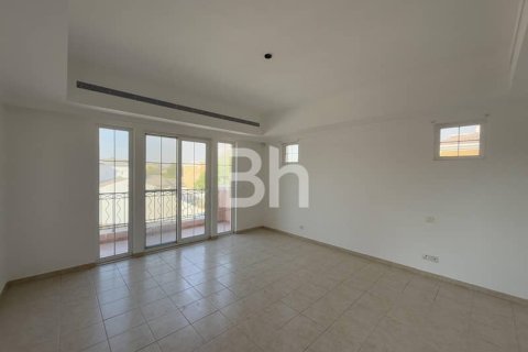 Villa à Arabian Ranches, Dubai, 5 chambres, 483 m², № 22065 - photo 7