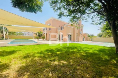 Villa à Arabian Ranches, Dubai, 5 chambres, 483 m², № 22065 - photo 1