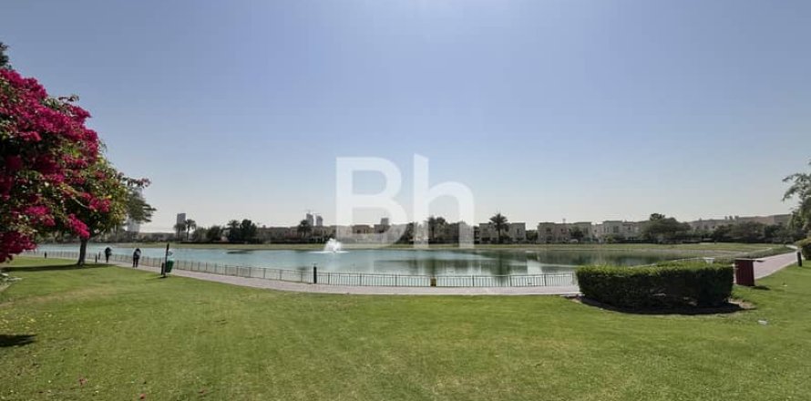 Villa à The Springs, Dubai, 3 chambres, 380 m², № 22066