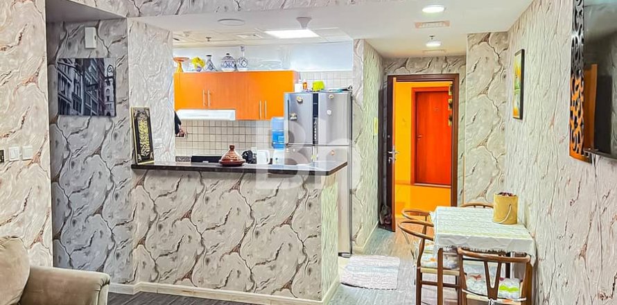 Квартира в Дубае, 1 спальня, 78м², № 23355