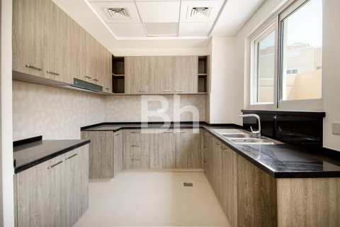 تاون هاوس في Dubai Sports City, دبي 4 غرف نوم, 337 م² رقم 23350 - صورة 10