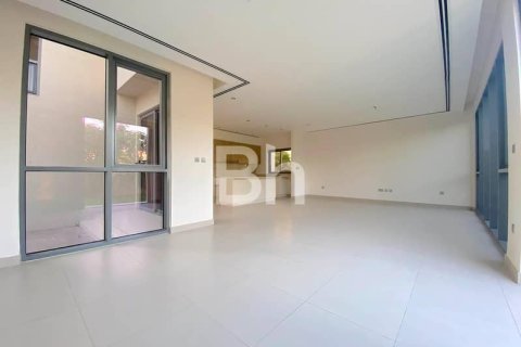 Снять в аренду виллу в Дубай Хилс Эстейт, Дубай: 4 спальни, 327м², № 23351 - фото 11