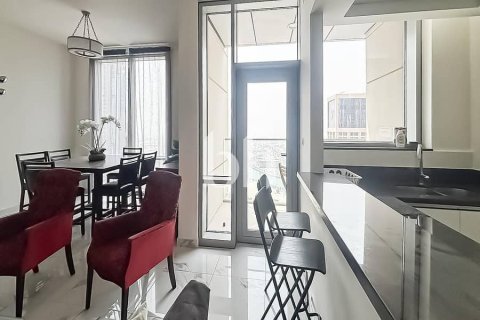 Apartment in Business Bay, Dubai 2 bedrooms, 140 sq.m. № 56511 - photo 16