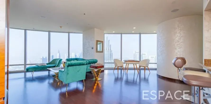 Apartamento en Downtown Dubai (Downtown Burj Dubai), Dubai, 3 dormitorios, 247 m², № 123054