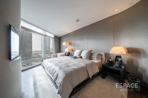 Apartamento en ARMANI RESIDENCES en Burj Khalifa, Dubai, 1 dormitorio, 98 m², № 123057 - foto 9