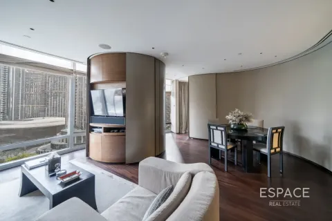 Apartamento en ARMANI RESIDENCES en Burj Khalifa, Dubai, 1 dormitorio, 98 m², № 123057