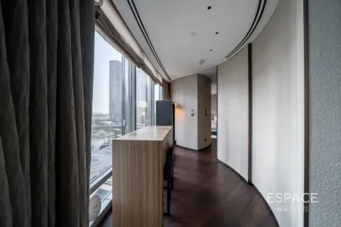 Apartamento en ARMANI RESIDENCES en Burj Khalifa, Dubai, 1 dormitorio, 98 m², № 123057 - foto 18