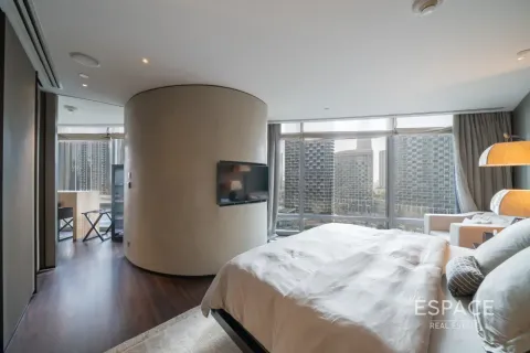 Apartamento en ARMANI RESIDENCES en Burj Khalifa, Dubai, 1 dormitorio, 98 m², № 123057 - foto 10