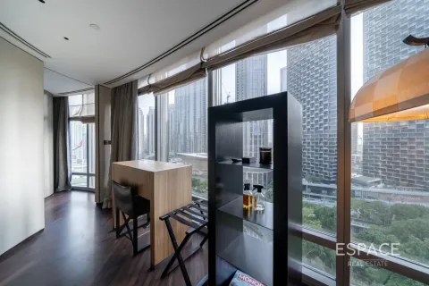 Apartamento en ARMANI RESIDENCES en Burj Khalifa, Dubai, 1 dormitorio, 98 m², № 123057 - foto 17