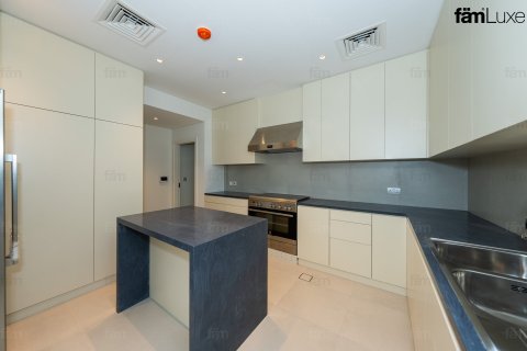 Villa à Palm Jumeirah, Dubai, 5 chambres, 682.4 m², № 96205 - photo 7