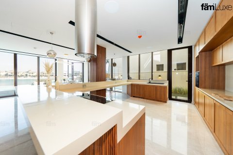 Villa à Palm Jumeirah, Dubai, 5 chambres, 682.4 m², № 96205 - photo 6