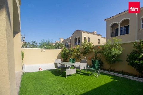 Adosado en Dubai, 3 dormitorios, 248.4 m², № 48918 - foto 17