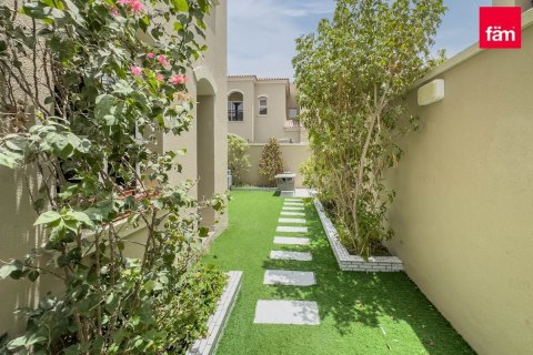 Adosado en Dubai, 3 dormitorios, 248.4 m², № 48918 - foto 10