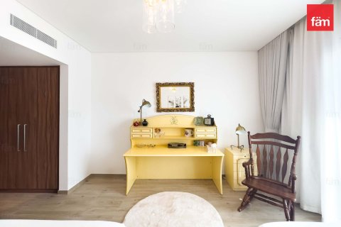 Apartment in Al Wasl, Dubai 2 bedrooms, 136.3 sq.m. № 49984 - photo 13