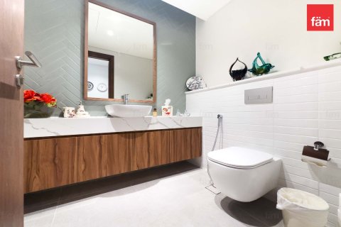 Apartment in Al Wasl, Dubai 2 bedrooms, 136.3 sq.m. № 49984 - photo 17