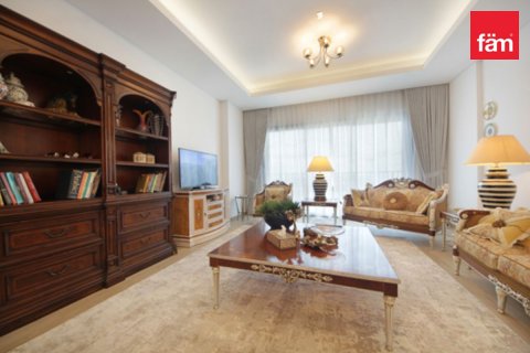 Apartment in Al Wasl, Dubai 2 bedrooms, 136.3 sq.m. № 49984 - photo 15