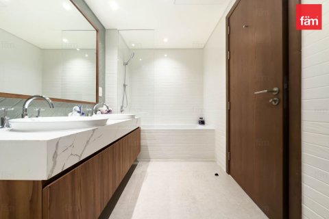 Apartment in Al Wasl, Dubai 2 bedrooms, 136.3 sq.m. № 49984 - photo 15