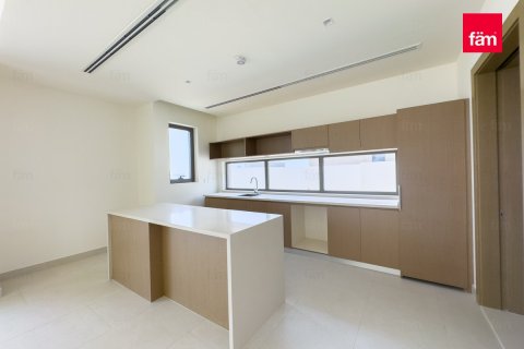Villa in Al Furjan, Dubai 5 bedrooms, 651.3 sq.m. № 49976 - photo 28