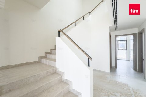 Villa in Al Furjan, Dubai 5 bedrooms, 651.3 sq.m. № 49976 - photo 10