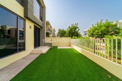 تاون هاوس في دائرة قرية جميرا, دبي 4 غرف نوم, 229 م² رقم 97206 - صورة 4