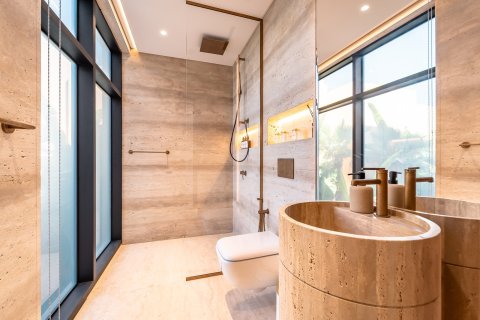 Villa en Palm Jumeirah, Dubai, 5 dormitorios, 799 m², № 97198 - foto 25