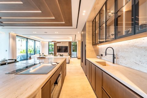 Villa en Palm Jumeirah, Dubai, 5 dormitorios, 799 m², № 97198 - foto 7