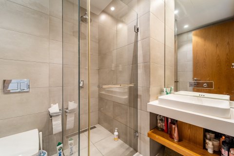 Apartment in Dubai Marina, Dubai 3 bedrooms, 242 sq.m. № 97203 - photo 21