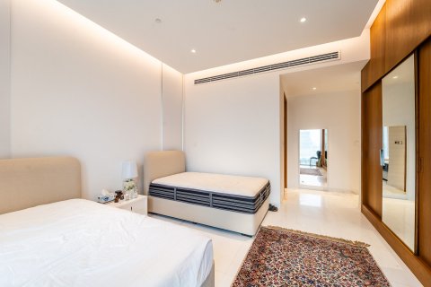 Apartment in Dubai Marina, Dubai 3 bedrooms, 242 sq.m. № 97203 - photo 13