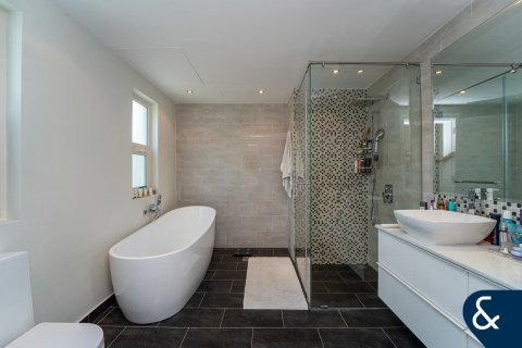 Купить виллу в Victory Heights, Dubai Sports City, Дубай: 5 спален, 446м², № 75665 - фото 11