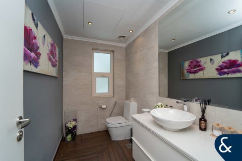 Купить виллу в Victory Heights, Dubai Sports City, Дубай: 5 спален, 446м², № 75665 - фото 15